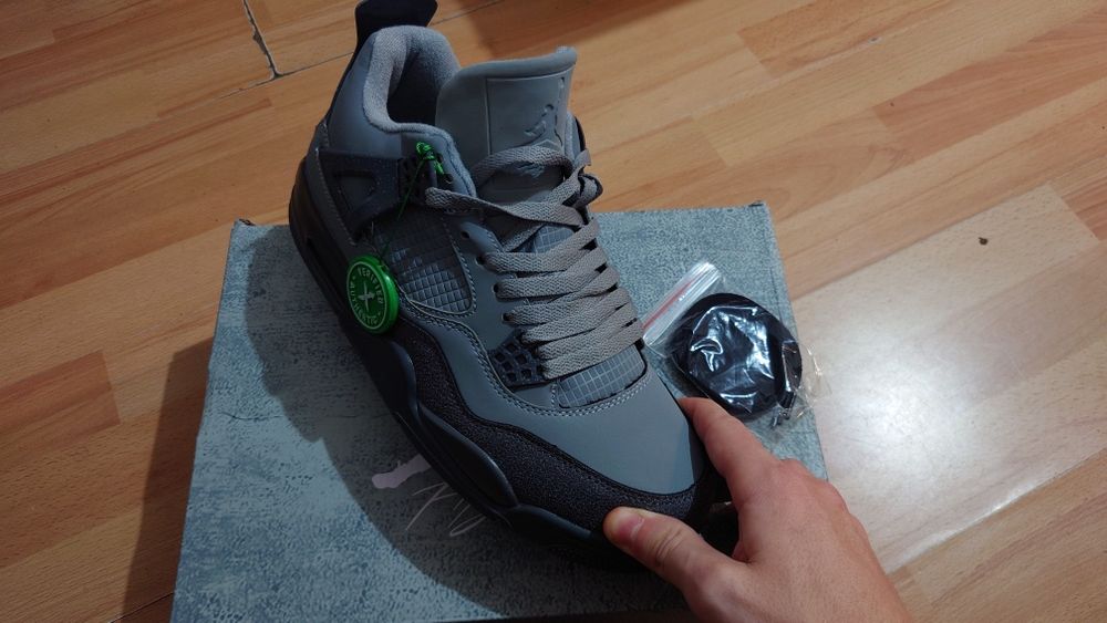 Jordan 4 Retro Paris Olympics Wet Cement 44- noi/nepurtați