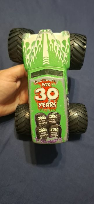 Monster Jam Grave Digger