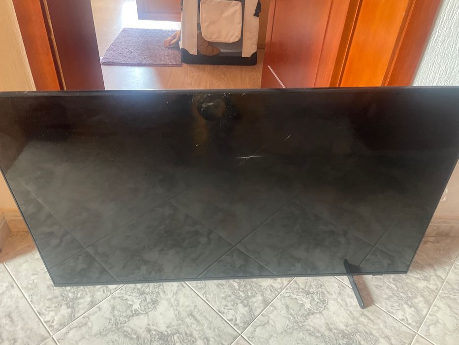 Samsung QLED за части 2022 година