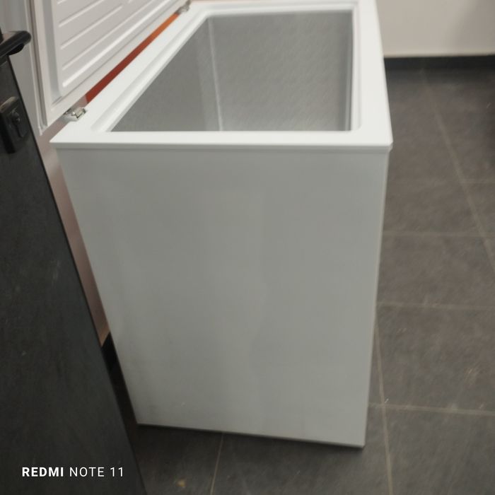 Морозилник ava CFR 300