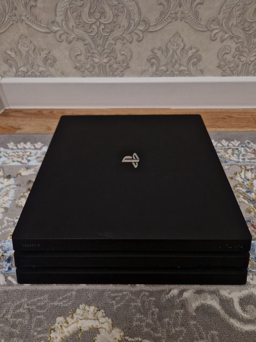 Playstation 4 pro 1 tb