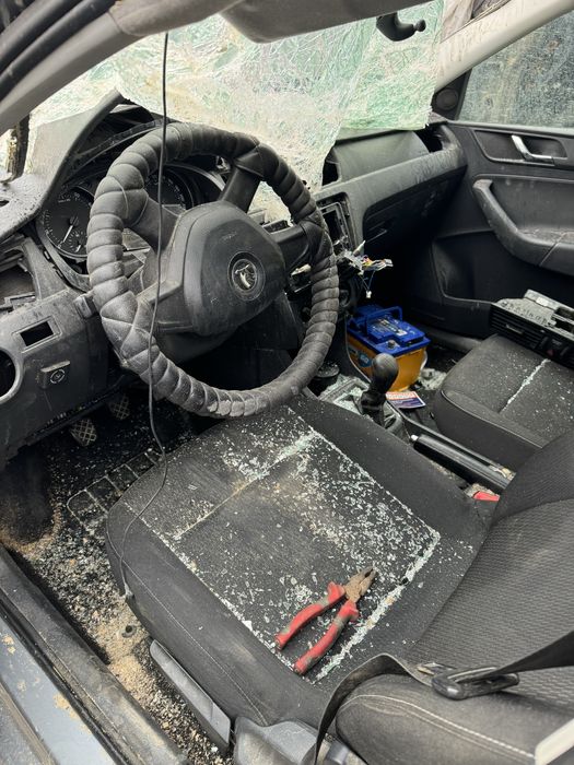 Разбор шкода рапид 2013