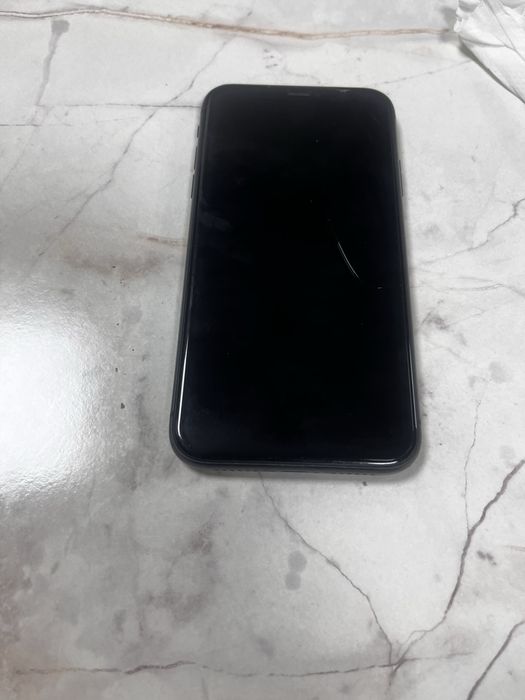 Продам айфон 11 за 65000