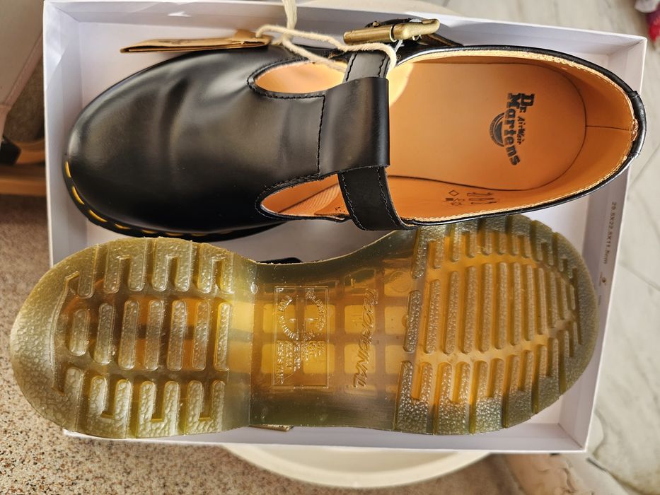Нови Dr. Martens кубинки / обувки от естествена кожа – черни