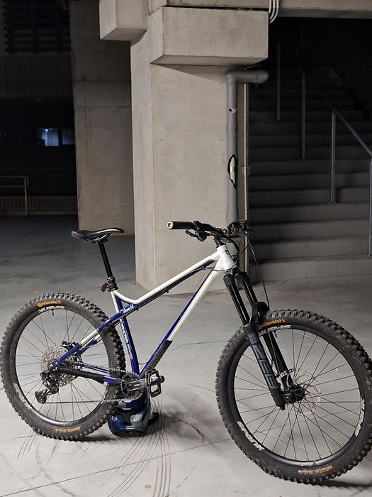 Vând bicicleta Rroduction privee shan GT