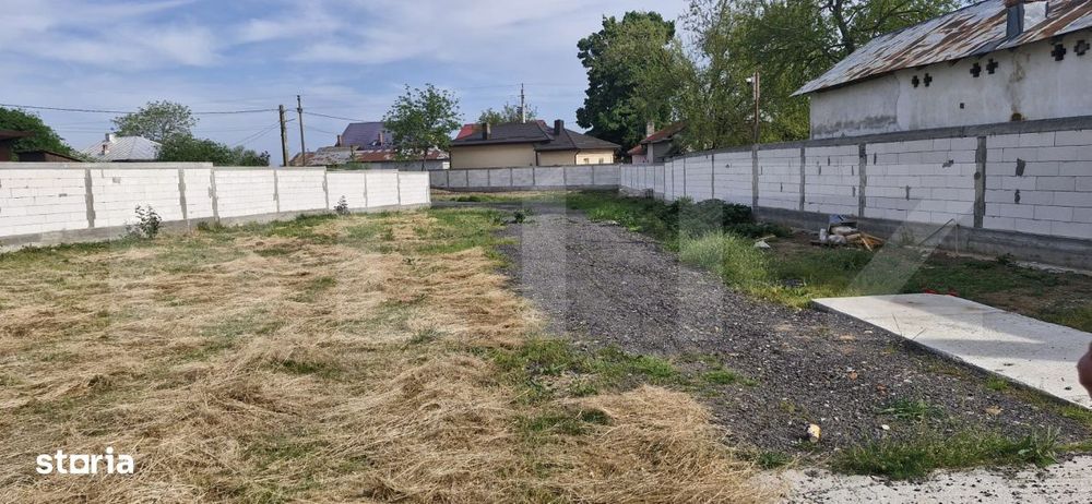 Teren intravilan de vanzare, 2 fronturi stradale, 1400 mp, zona Sud-Es