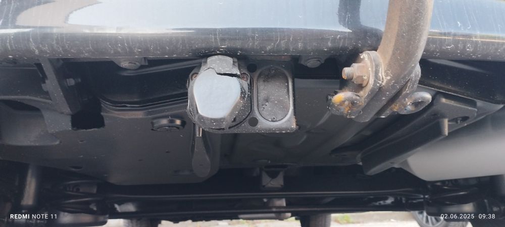 Теглич Тойота авенсис седан ,мазда 3 седан ,митсубиши ASX , Toyota Cor