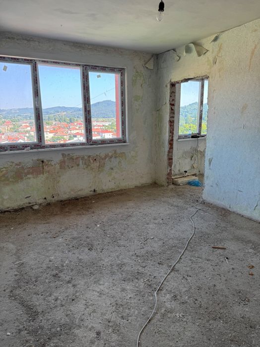 Продава се Тристаен апартамент в Крумовград - 57 кв.м за 582 €/кв.м - Снимка #2