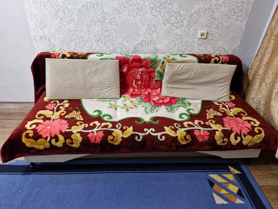 Срочно! Продам диван