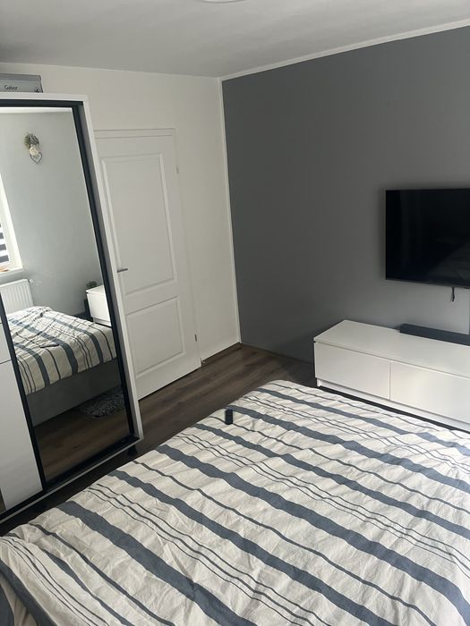 Apartament 3 camere decomandat 2 bai. Astra nu colaborez cu agentii. .