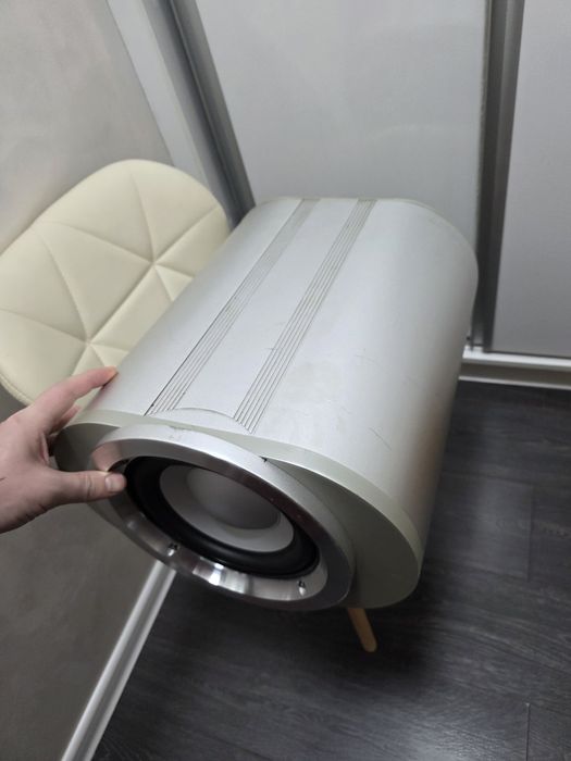 Активный сабвуфер CAV Q3B 100w 8"