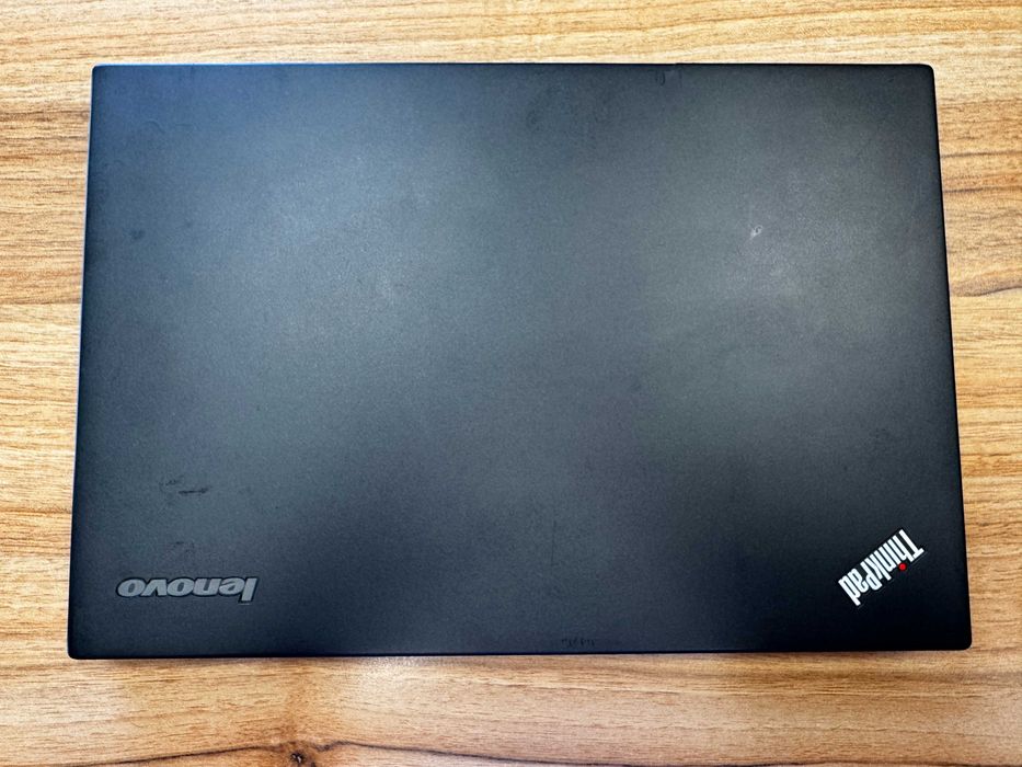 Lenovo ThinkPad T450s – i5 / 8GB RAM / 240GB SSD / 14"