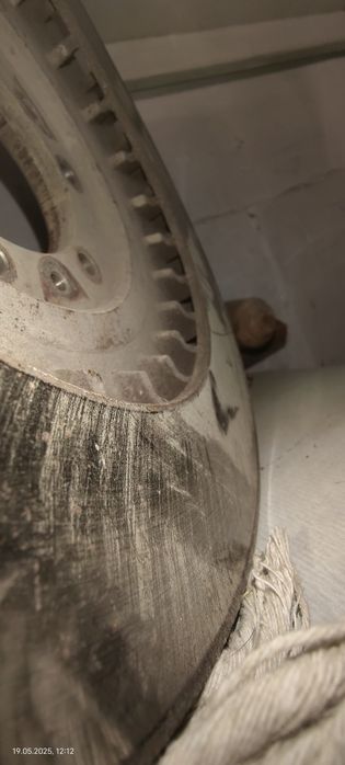 Диски тормозные продаются