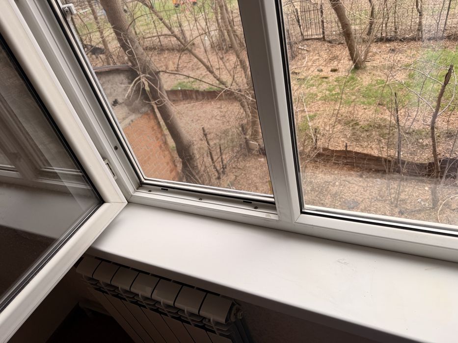 Продам пластиковое окно