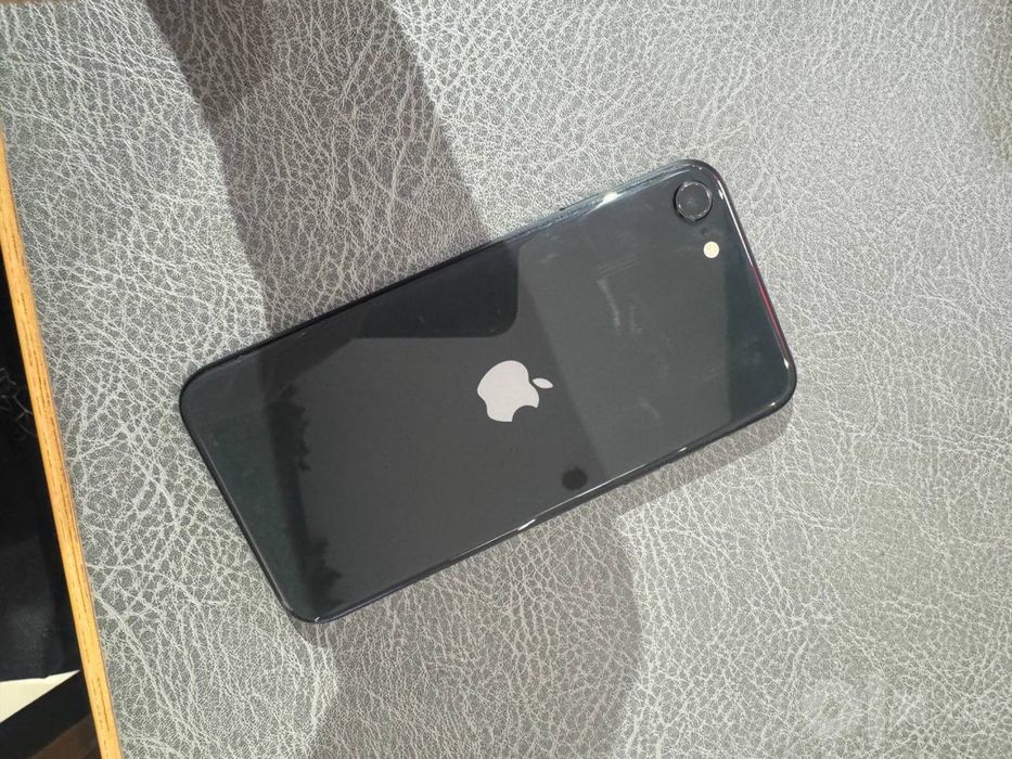 Iphone se 2020 black