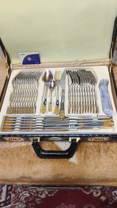 Столовые приборы ZEPTER