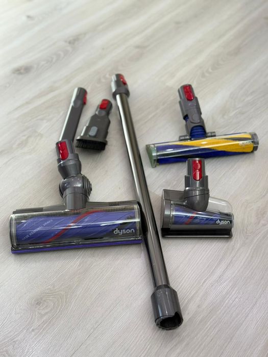 Приставки за Dyson v12