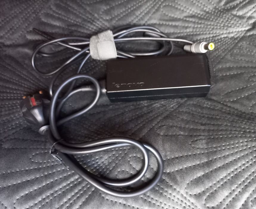 Зарядно за лаптоп Lenovo 90W /20V 4.5А 7.9mm X 5.5mm Оригинално