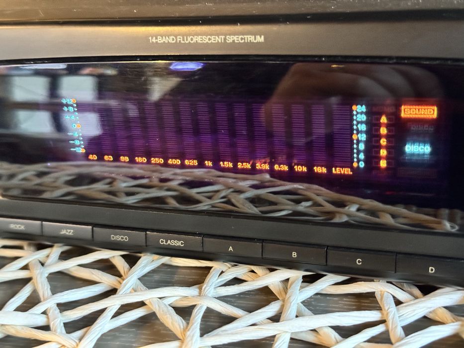 Universum 14 Band Equalizer EQ-155 Stereo Electronic