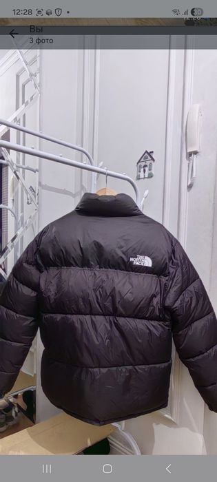 Продам куртку новую