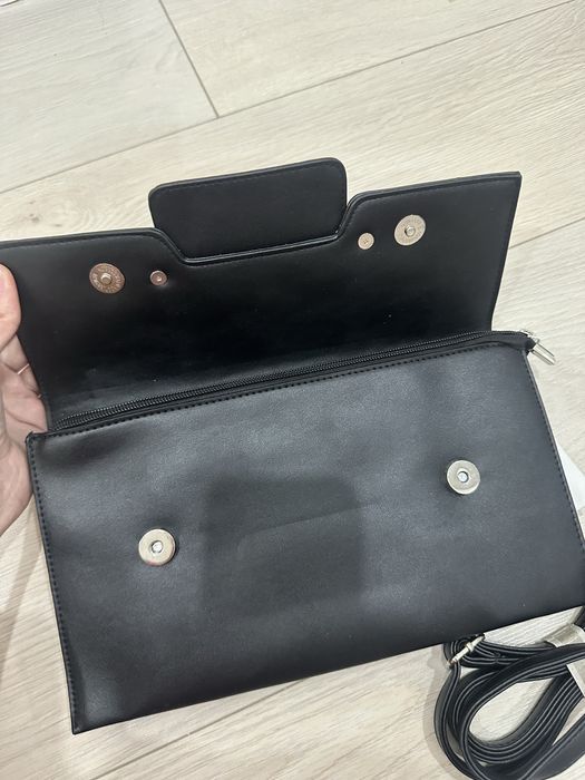 Продам сумку клатч
