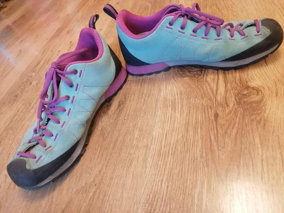 Ghete Scarpa High Ball north face vaude salomon nike munte escalada