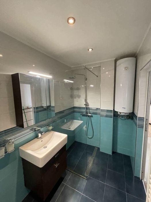 Дава се под наем Тристаен апартамент в София, Мусагеница - 110 кв.м за 897.6 € - Снимка #6