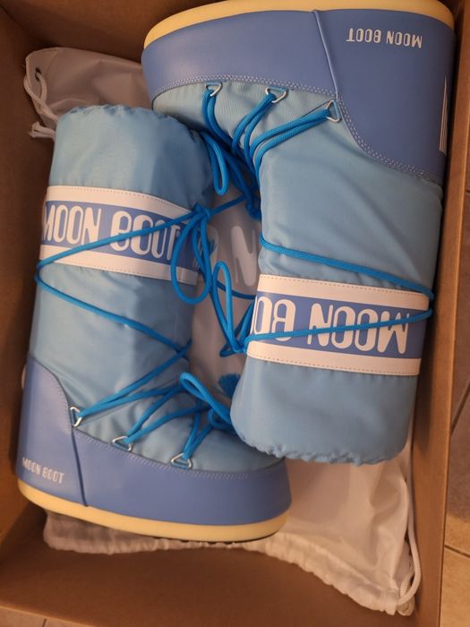 Moon boot нови 39/41