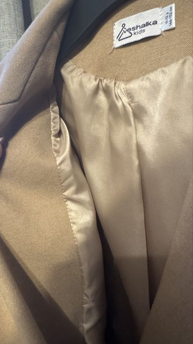 Детское пальто на 10-12 лет