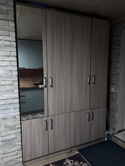 Шкаф в прихожую