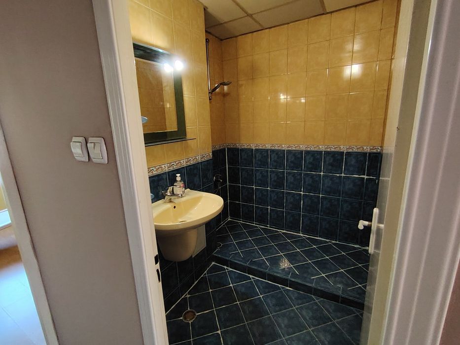 Тристаен, обзаведен, до Мед. Академия, за Ч. Л. 780 EUR