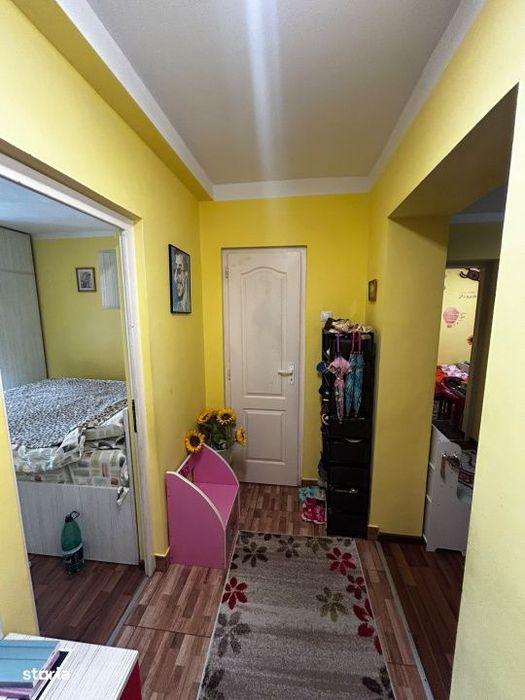 0% COMISION PENTRU CUMPARATOR - Apartament 3 camere, Etaj 2, 63 mp uti