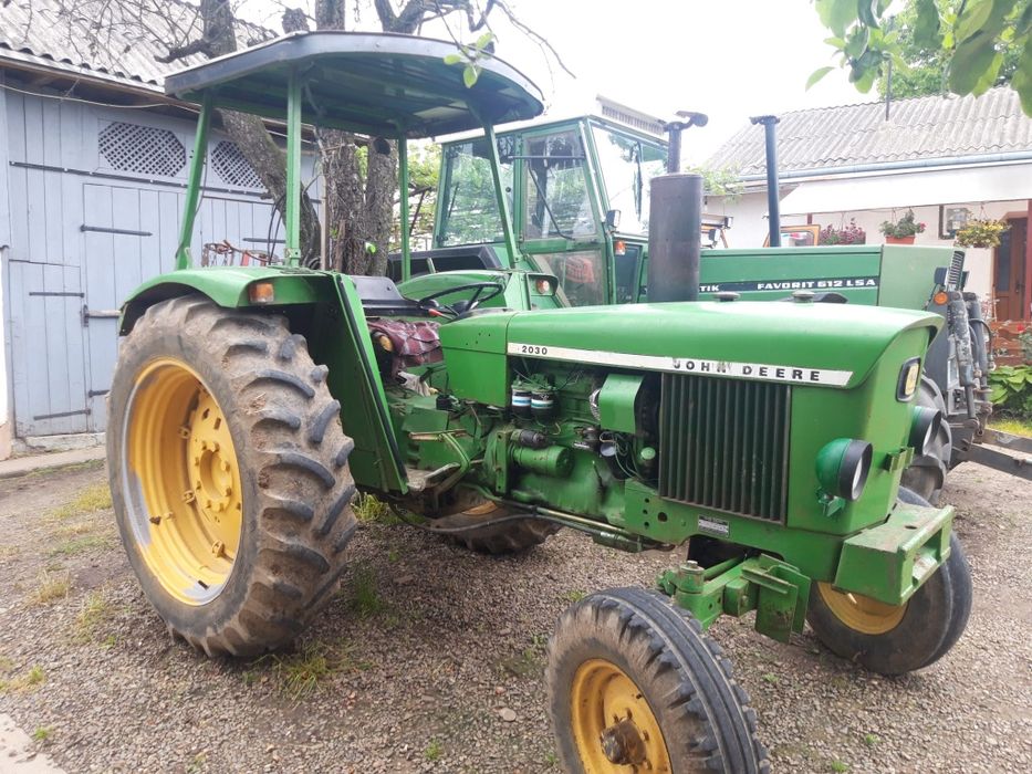 Vand tractor John Deere 2030
