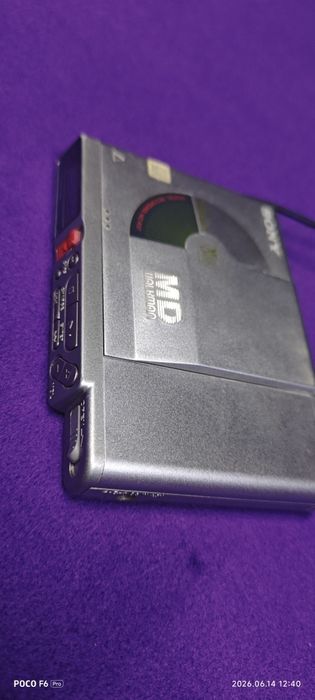 Sony MZ-R37 в хорошем состоянии