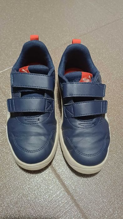 Детски маратонки 28 и 34 номер