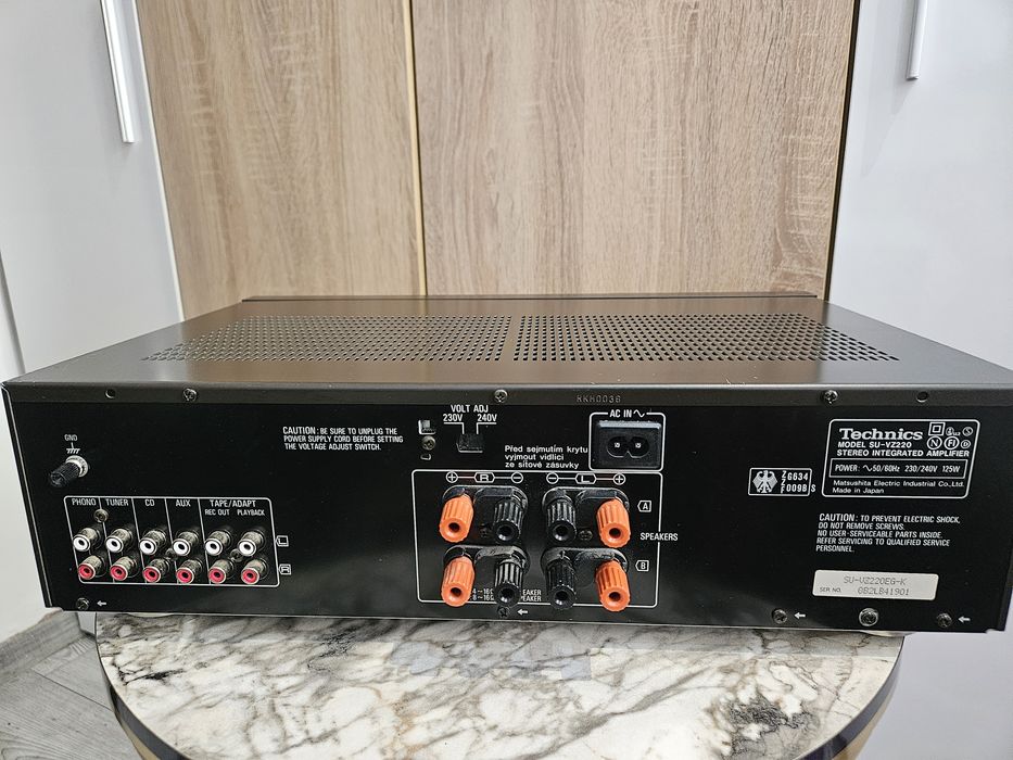 Amplificator SU-VZ 220 Technics