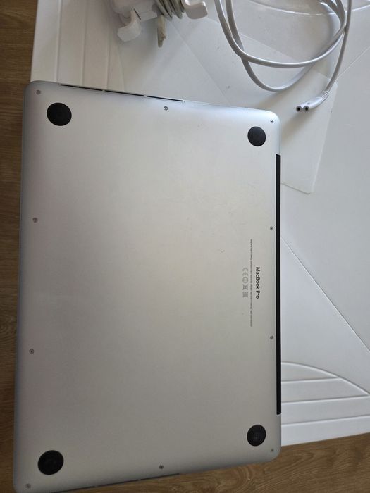 Vând MacBook Pro Retina Mid 2014