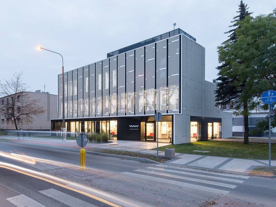 Продаётся здание Сайрам 800 кв