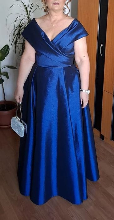 Rochie de ocazie albastra. Livrare in tara
