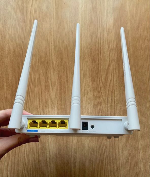 Router modem wi-fi Tenda F303