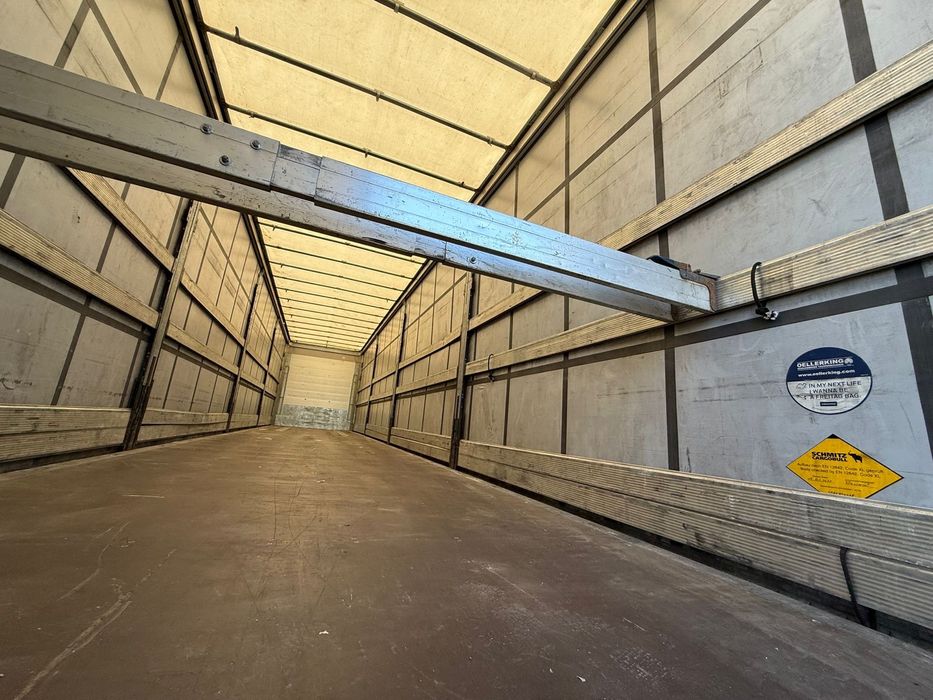 Vând semiremorca Schmitz standard 2021