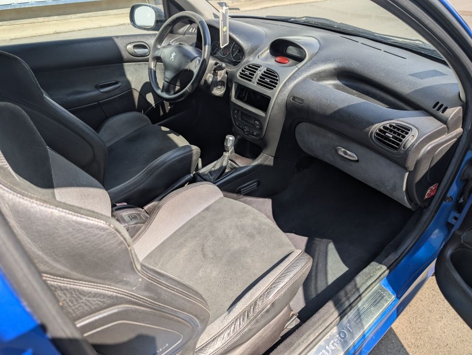 Продавам Peugeot 206 GTI 180/RC