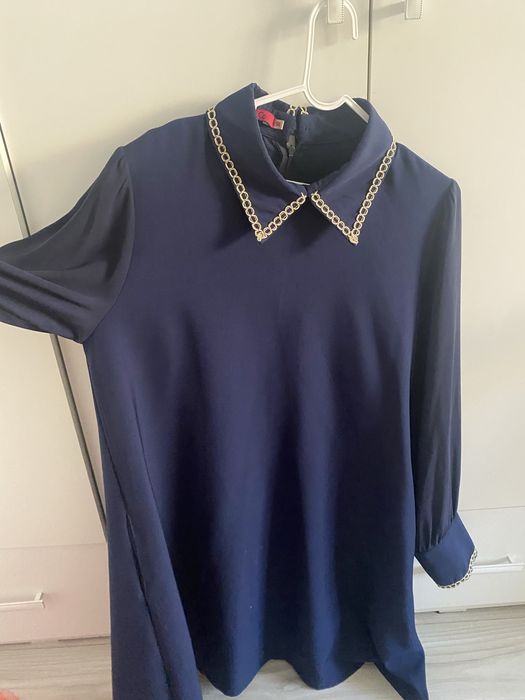 Продам платье  2000