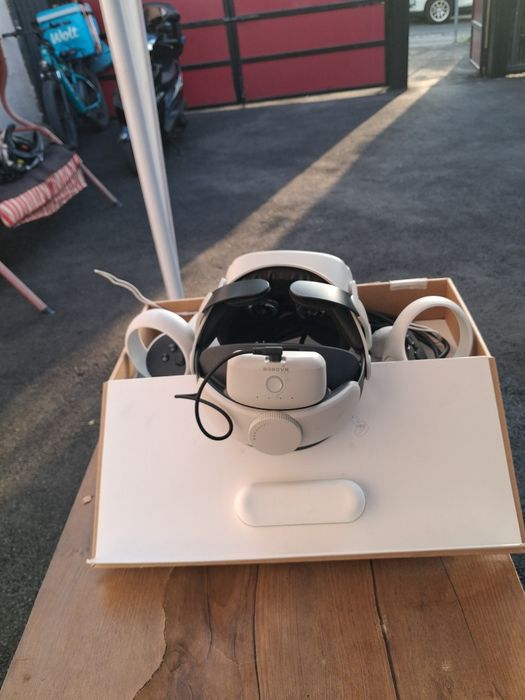 Продам vr очки  окулус 2