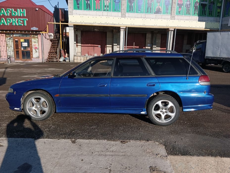 Субару легаси универсал