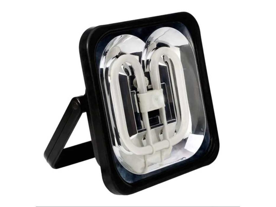 Lampă de lucru portabilă (reflector) marca Primae Lux, 55W