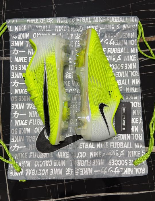 Ghete de fotbal Nike