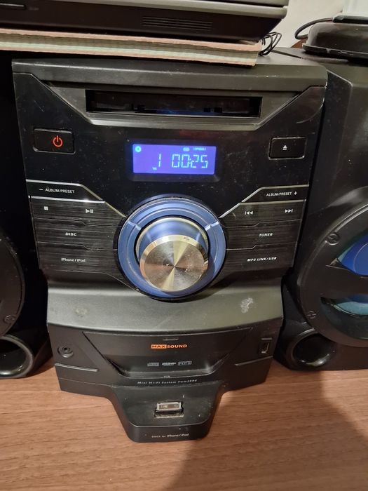 Combina muzicala Philips ,Hi-fi : mp3,usb,aux,cd ,sunet tare