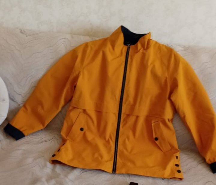 Куртка плащовка,