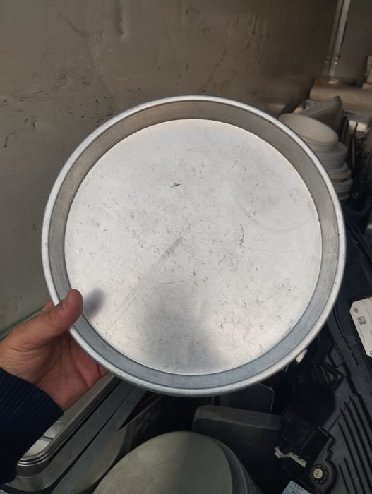 Alyumin Idishlar bor 1.200 ta dona